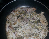 Foto del paso 4 de la receta: Muslos de pavo al ajillo