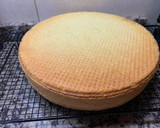 Foto del paso 3 de la receta: Bizcochuelo para torta perfecto