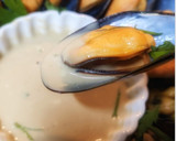 Foto del paso 4 de la receta: Mejillones con crema de wasabi