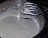 A picture of step 3 of Ice cream cake.