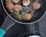 Foto del paso 2 de la receta: 2 recetas en 1. Galets y albóndigas en salsa