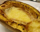 Une image de l'étape 4 de Courge spaghetti gratinée au fromage.