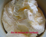Foto del paso 3 de la receta: Helado de yoghurt, heladera
