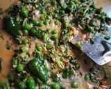 A picture of step 2 of Methi matar malai.