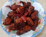 A picture of step 6 of Maldives chilli fry.