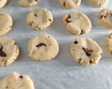 Foto langkah ke 3 dari resep Red Bean Bounce Cookie.
