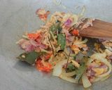 Foto langkah ke 5 dari resep Tongkol santan pedas.