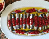 Foto del paso 9 de la receta: Sardinas marinadas, y mermelada de piquillos