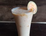 A picture of step 4 of Chikoo Milkshake.