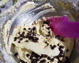Foto langkah ke 4 dari resep Choco chips cookies.