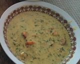 A picture of step 1 of Prawns coconut curry.