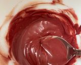 Foto del paso 4 de la receta: Mona de chocolate blanco y oreo Pokémon