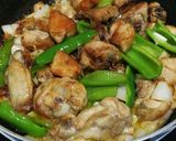 Foto del paso 3 de la receta: Pollo en salsa de Loja