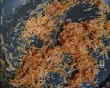 A picture of step 2 of Doodh sewaiyyan.
