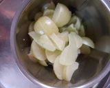 A picture of step 2 of Amla Chutney.