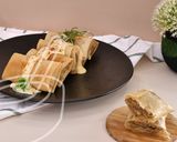 Foto langkah ke 2 dari resep Martabak Mini Saus Keju.