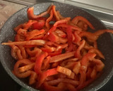 Foto del paso 1 de la receta: Quesadillas con pimiento y champiñones