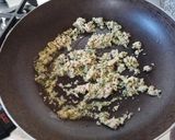 Foto del passaggio 4 della ricetta Risotto con mortadella e birra