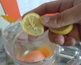 A picture of step 2 of Orange and Mango Slush.
