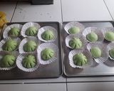 Foto langkah ke 5 dari resep Roti pandan isi kacang hijau.