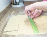 Foto del paso 3 de la receta: Chiacchiere crujiente/receta típica de Carnaval italiana