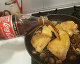 Foto del paso 7 de la receta: Muslos de Pollo al Ajillo Cuba Libre Style