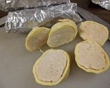 Foto langkah ke 4 dari resep Chicken Egg Roll.