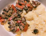 Majorannás gombás rakott burgonya recept fázis 4 fotója