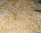 Foto langkah ke 2 dari resep Risol isi bihun mercon.
