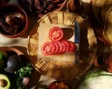 Foto del paso 2 de la receta: Tostadas de salchicha ejuteca