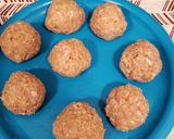 A picture of step 3 of Turkey Meatballs.