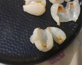 A picture of step 2 of Stuff paneer mango Lychee delight.