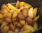 Parázsburgonya Air Fryerben recept fázis 3 fotója