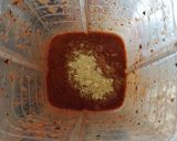Foto del paso 3 de la receta: Codillo con papas en salsa de chile seco