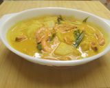 Gambar langkah 7 resipi Udang Masak Lemak Nanas.