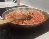 Foto del paso 3 de la receta: Garbanzos de bote salteados con Tomate, Lechuga y Burrata