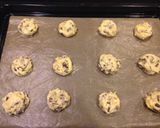 A picture of step 8 of Aunt Stella-Style Chocolate Chip Cookies.