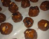 Foto langkah ke 5 dari resep 114. Choco Cashew Soft Cookies.