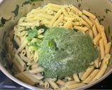 Foto del paso 3 de la receta Macarrones con espinacas y mascarpone