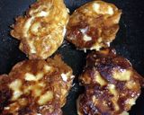A picture of step 5 of Chicken Breast Karaage-Style Hamburger.
