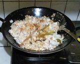 Foto langkah ke 3 dari resep Serundeng Daging (Kelapa Parut).