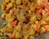 A picture of step 5 of Mung bean Curry.