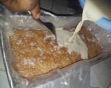 A picture of step 10 of Trees leche (milk cake).