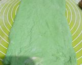 Foto langkah ke 4 dari resep Cinnamon Roll Pandan Tanpa Ulen (Minyak).