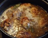 Foto del paso 2 de la receta: Muslitos pollo con salsa de vermú rojo