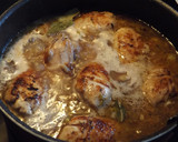 Foto del paso 2 de la receta: Muslitos pollo con salsa de vermú rojo