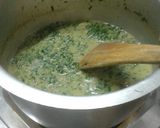A picture of step 4 of Cream of spinach soup.