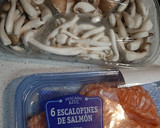 Foto del paso 1 de la receta: Escalopines de salmón con revuelto de champiñones 🍄