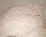 A picture of step 2 of Semovita gurasa.