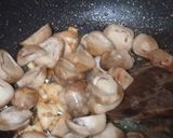 Foto langkah ke 5 dari resep Tumis Jamur dan Tofu.